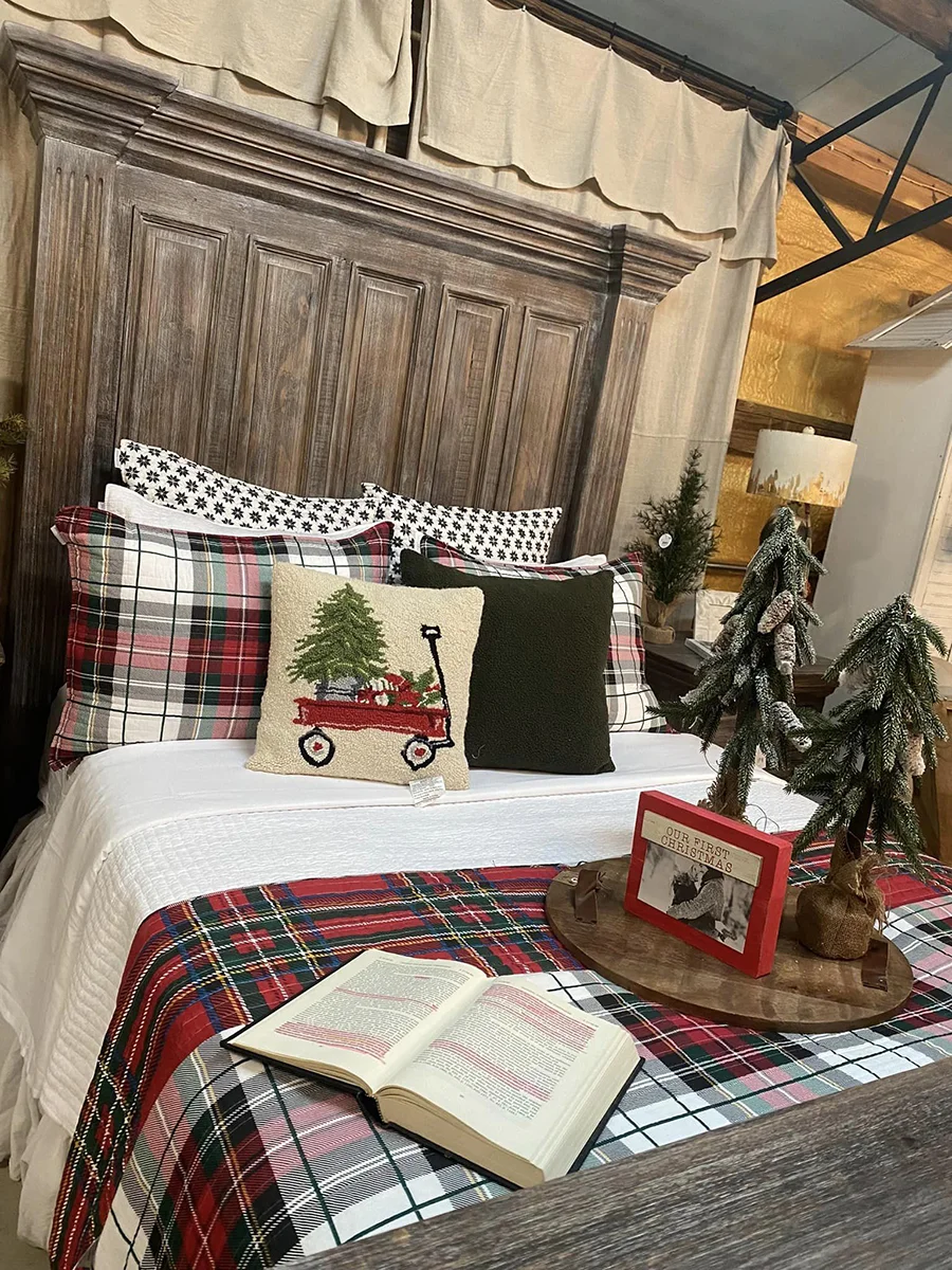 Preparing Your Home for the Christmas Season - Bedding